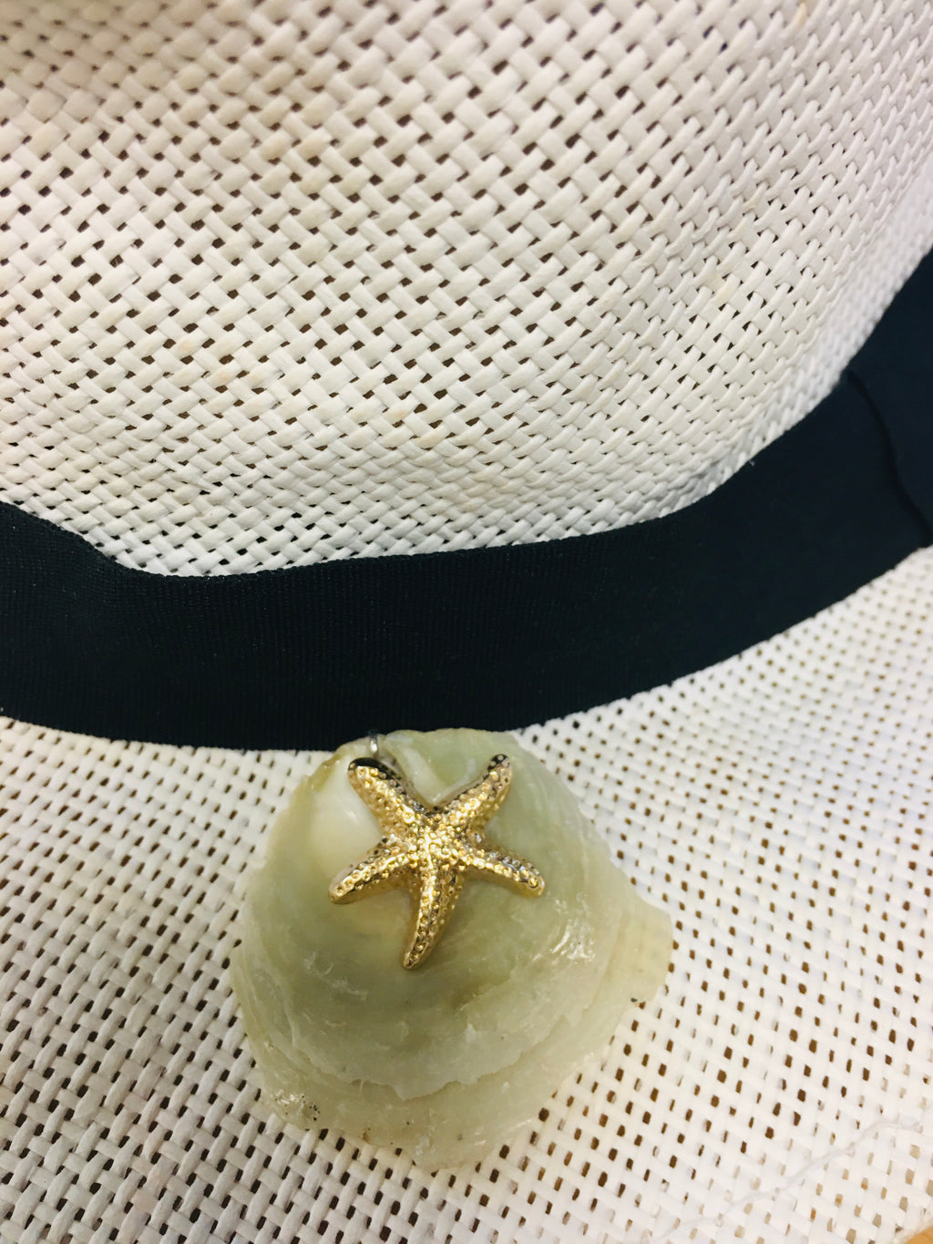 A baroque pinctada Pearl choker with magnetic clasp Allergic proof