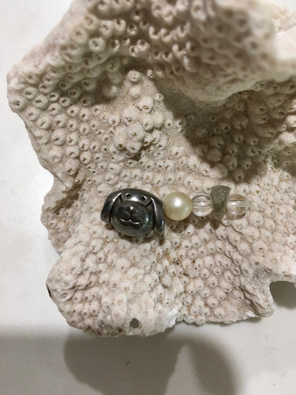 Smile dog face.Sterling silver 925 with peridot