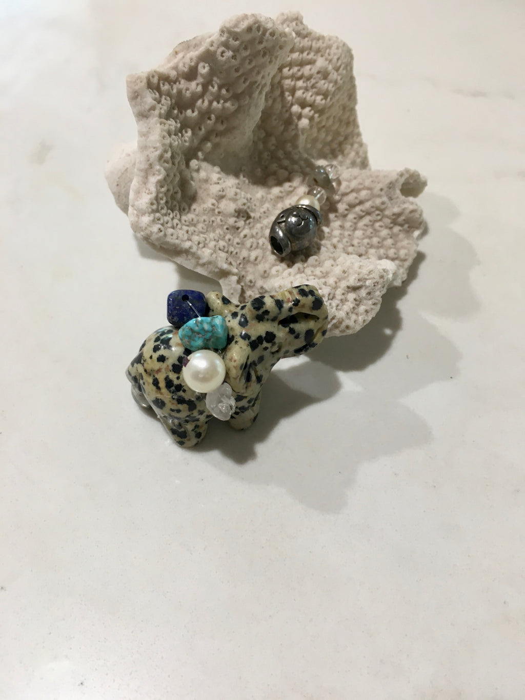 Smile dog face.Sterling silver 925 with peridot